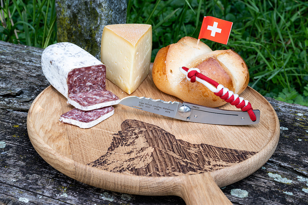 
                  
                    BEST OF SWITZERLAND, FOLDING KNIFE KISS, BLUE/WHITE 
                  
                